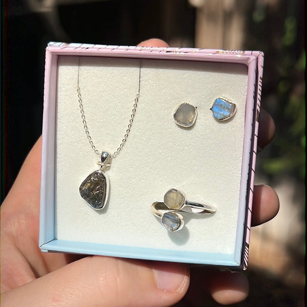 Labradorite Box Set