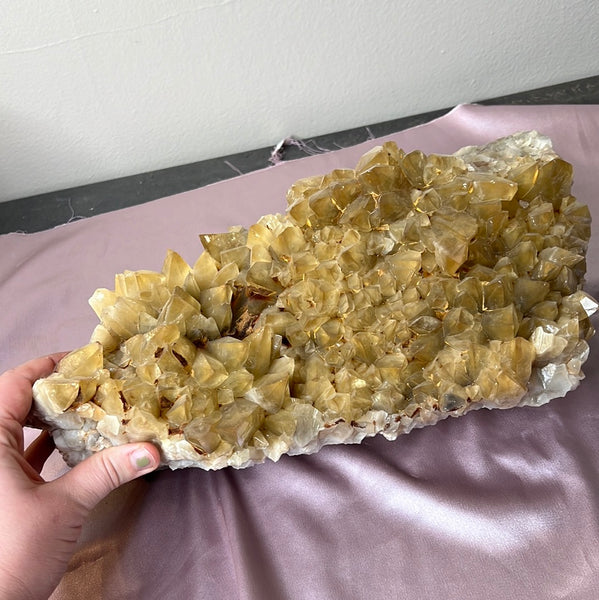 XL Dogtooth Calcite