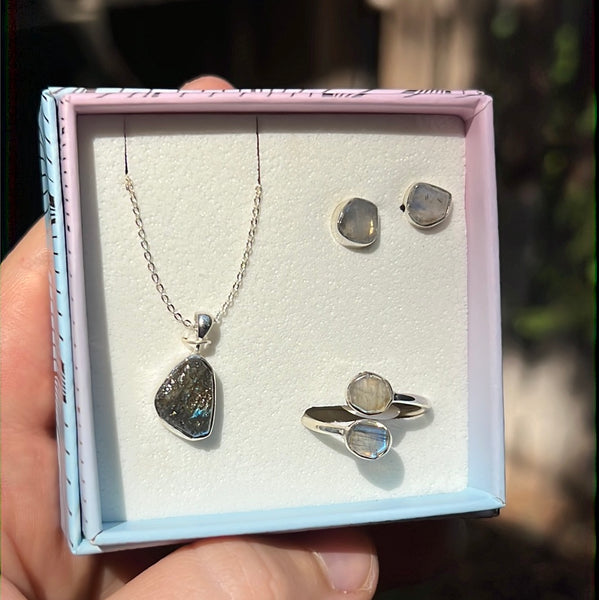 Labradorite Box Set