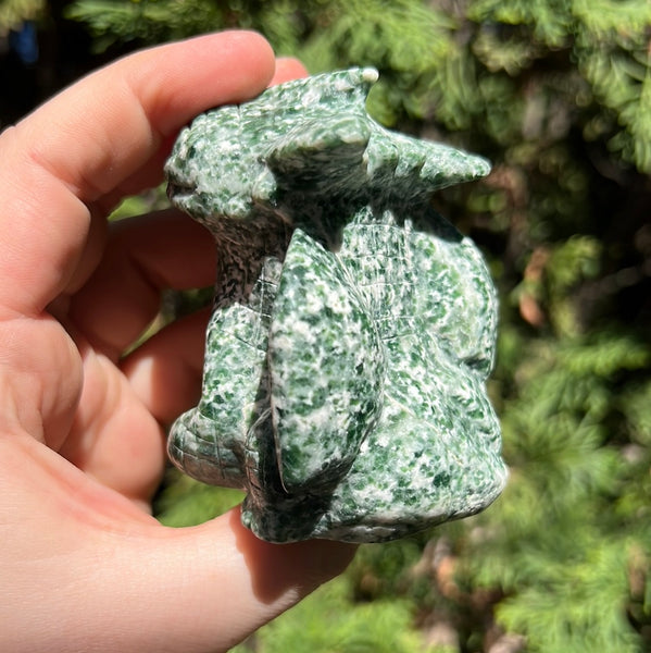 Tree Agate Toothless Carving