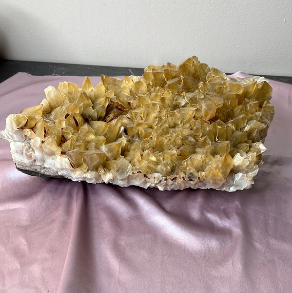 XL Dogtooth Calcite