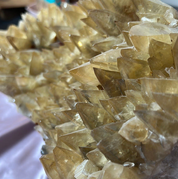 XL Dogtooth Calcite