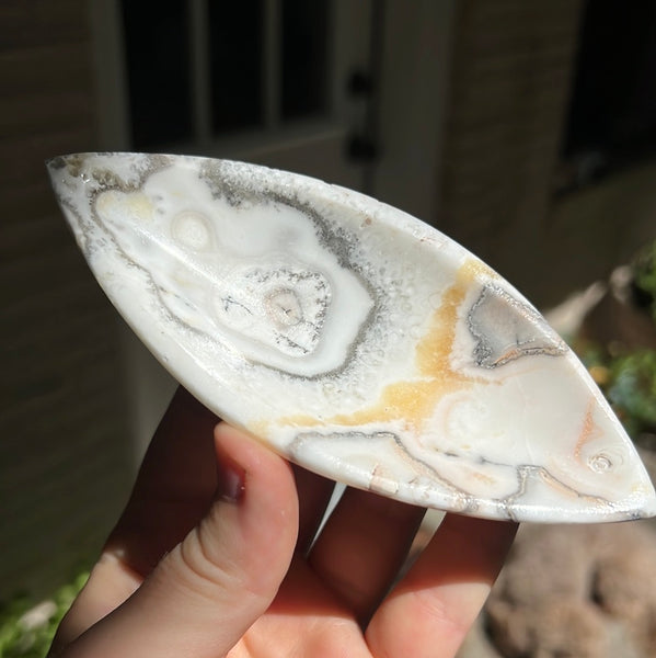 Banded Zebra/Orange Calcite Leaf Dish