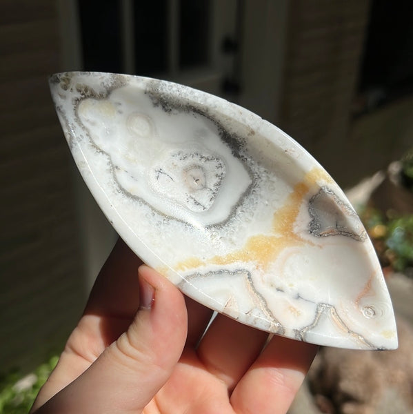 Banded Zebra/Orange Calcite Leaf Dish