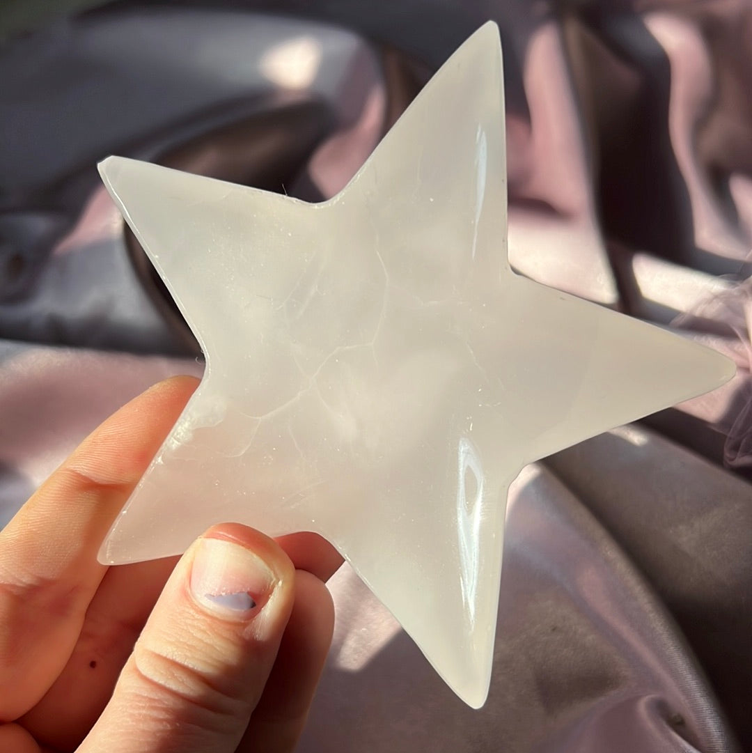 Mangano Calcite Star Dish