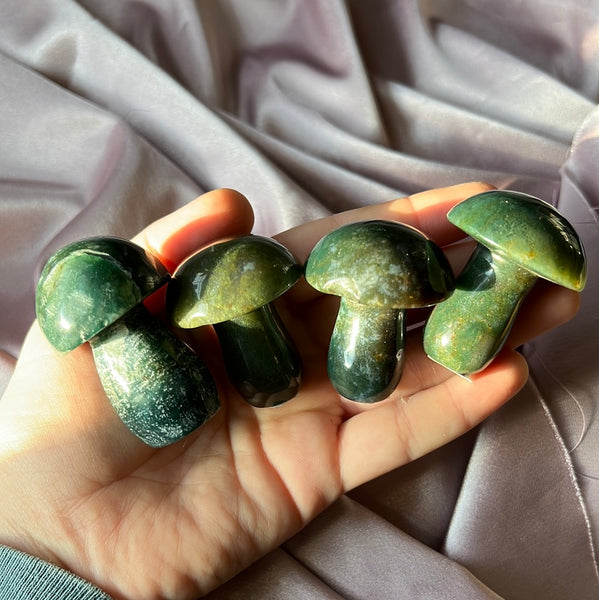 Moss Agate Mushroom Carving