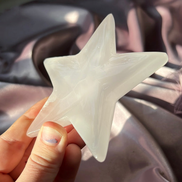 Mangano Calcite Star Dish