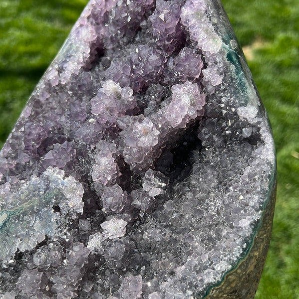 Uruguay Cut Base Amethyst (A)