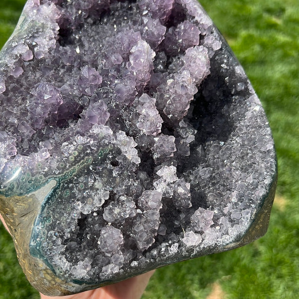 Uruguay Cut Base Amethyst (A)