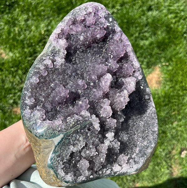 Uruguay Cut Base Amethyst (A)