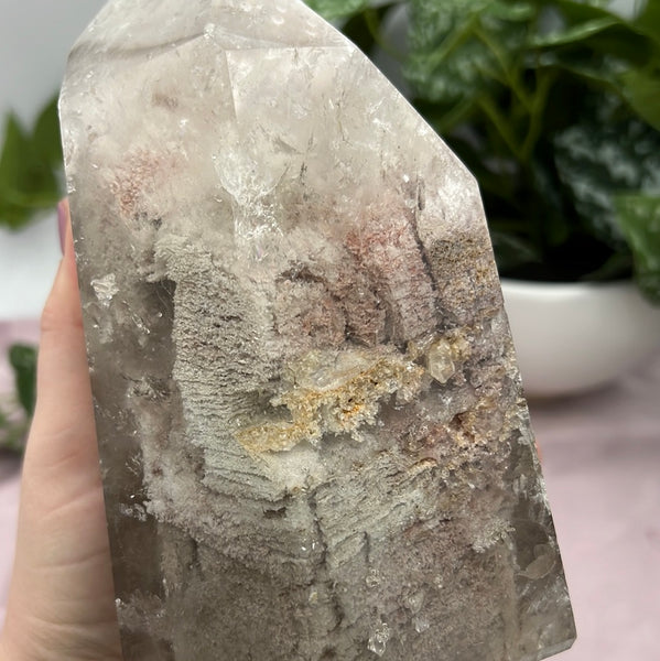 Quartz w/ inclusions Tower