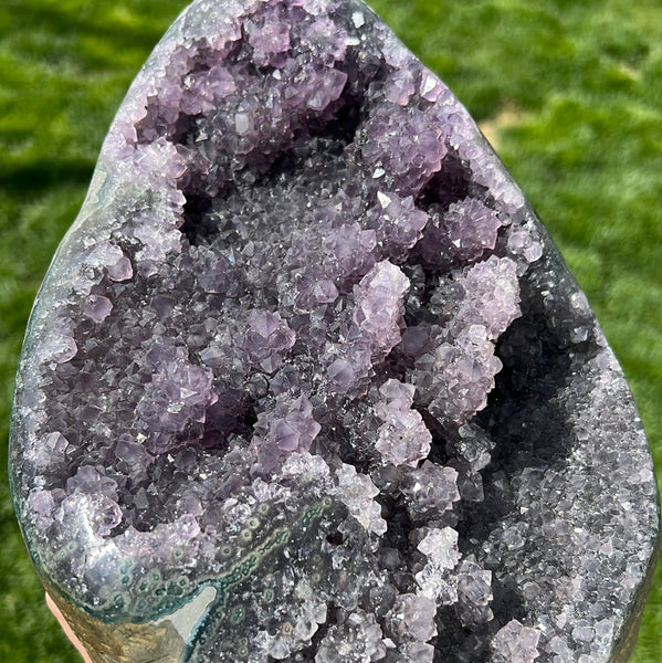 Uruguay Cut Base Amethyst (A)