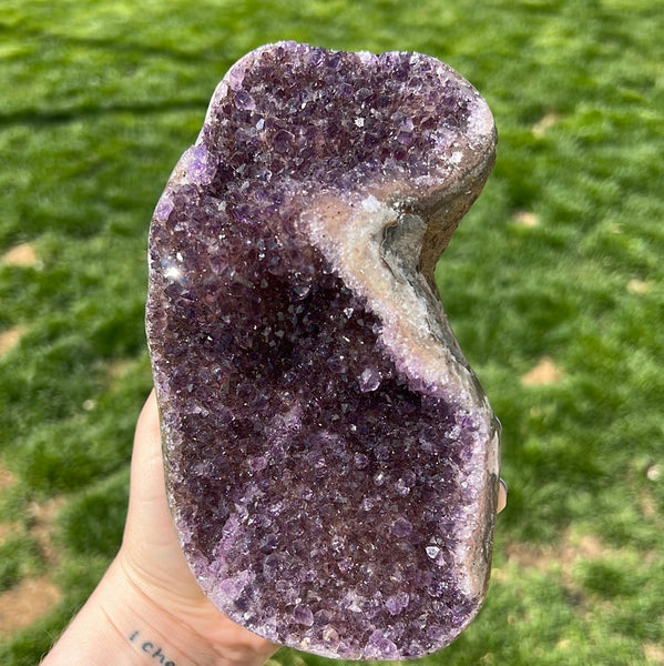 Uruguay Cut Base Amethyst (C)